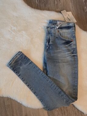 AG Farrah High Rise Skinny Ankle  NWT